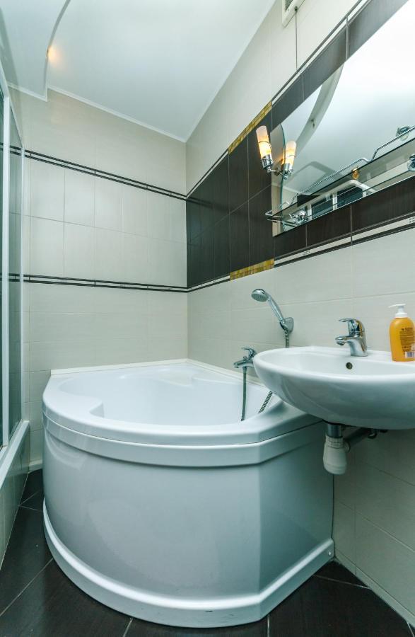 Househome Киев Экстерьер фото