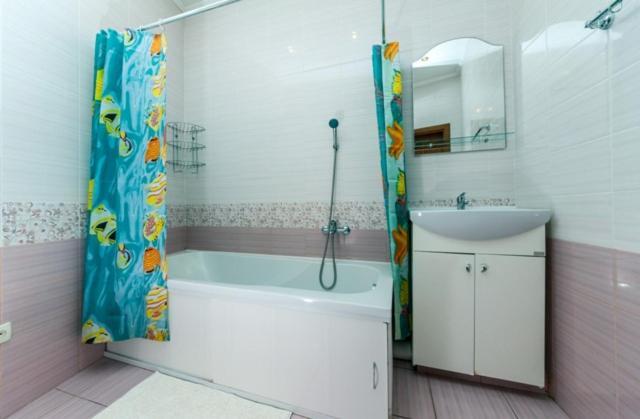 Househome Киев Экстерьер фото